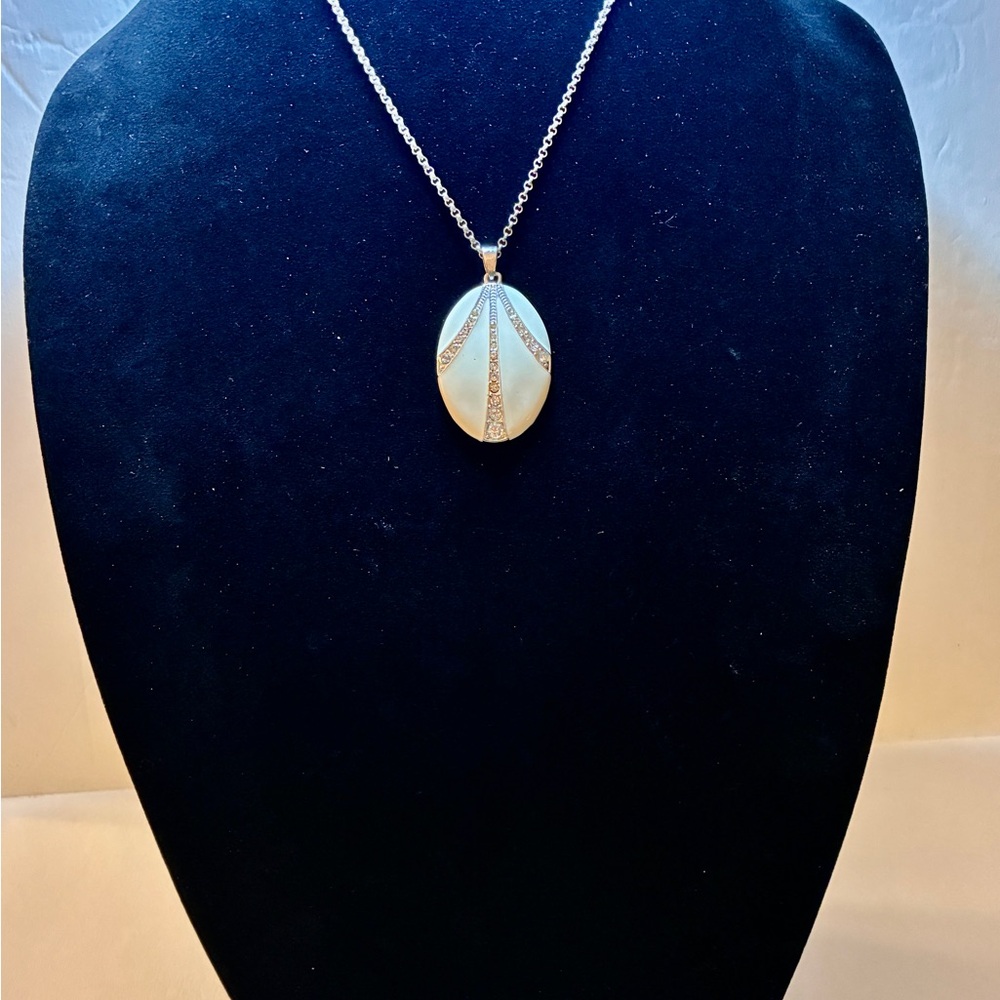 Gorgeous Oval Shaped Enamel Pendant in Cream Tones with Rhinestones